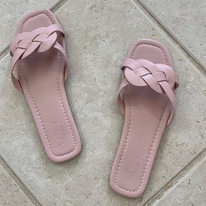 Loft sandals